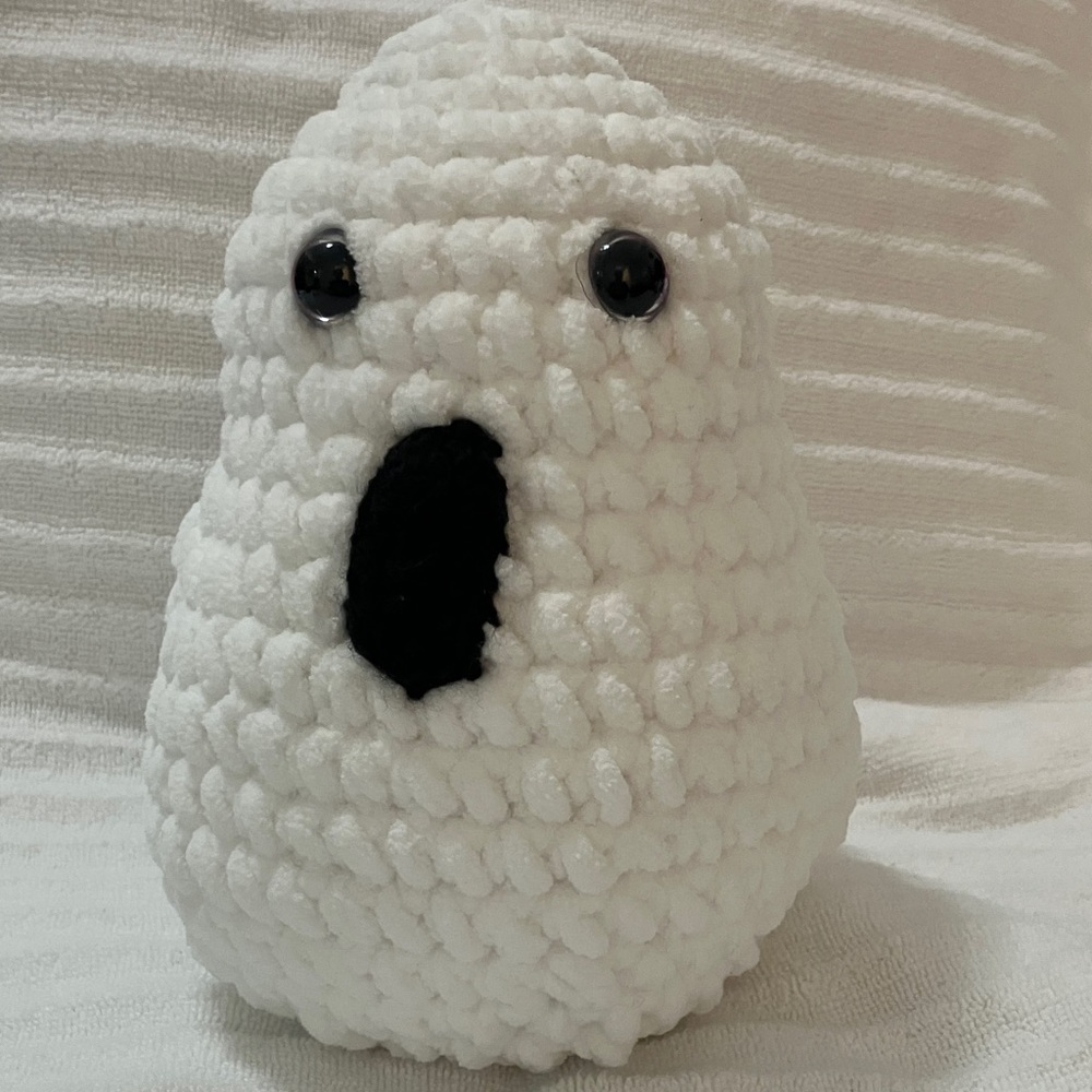 White Plush Ghost Toy Hand crocheted. New.